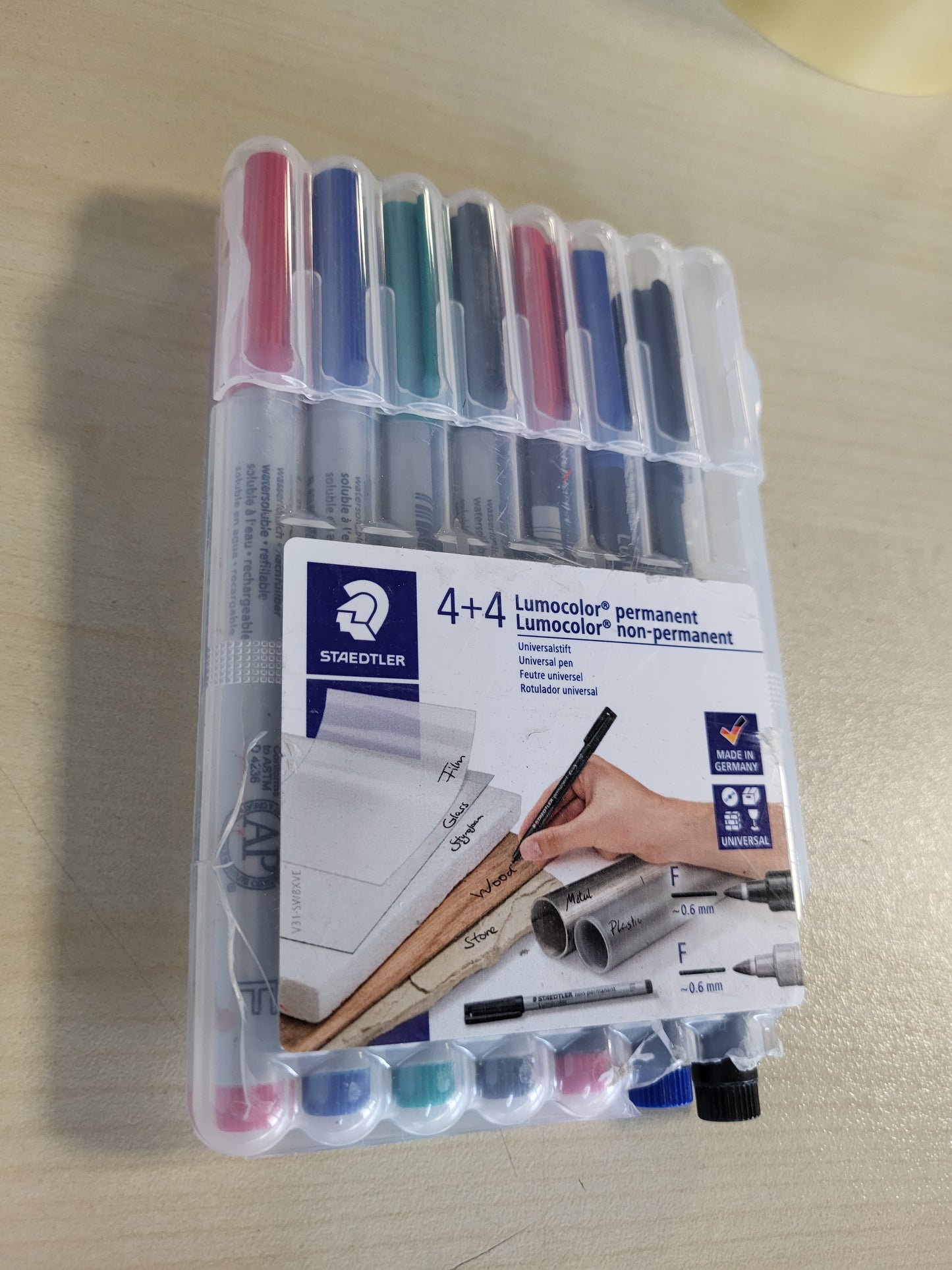 269336 - STAEDTLER Markues filmi Lumocolor, set me 8 markues, të tretshëm në ujë dhe të papërshkueshëm nga uji, majë F, gjerësi vije 0.6 mm, prodhuar në Gjermani, model 31-S WP8X