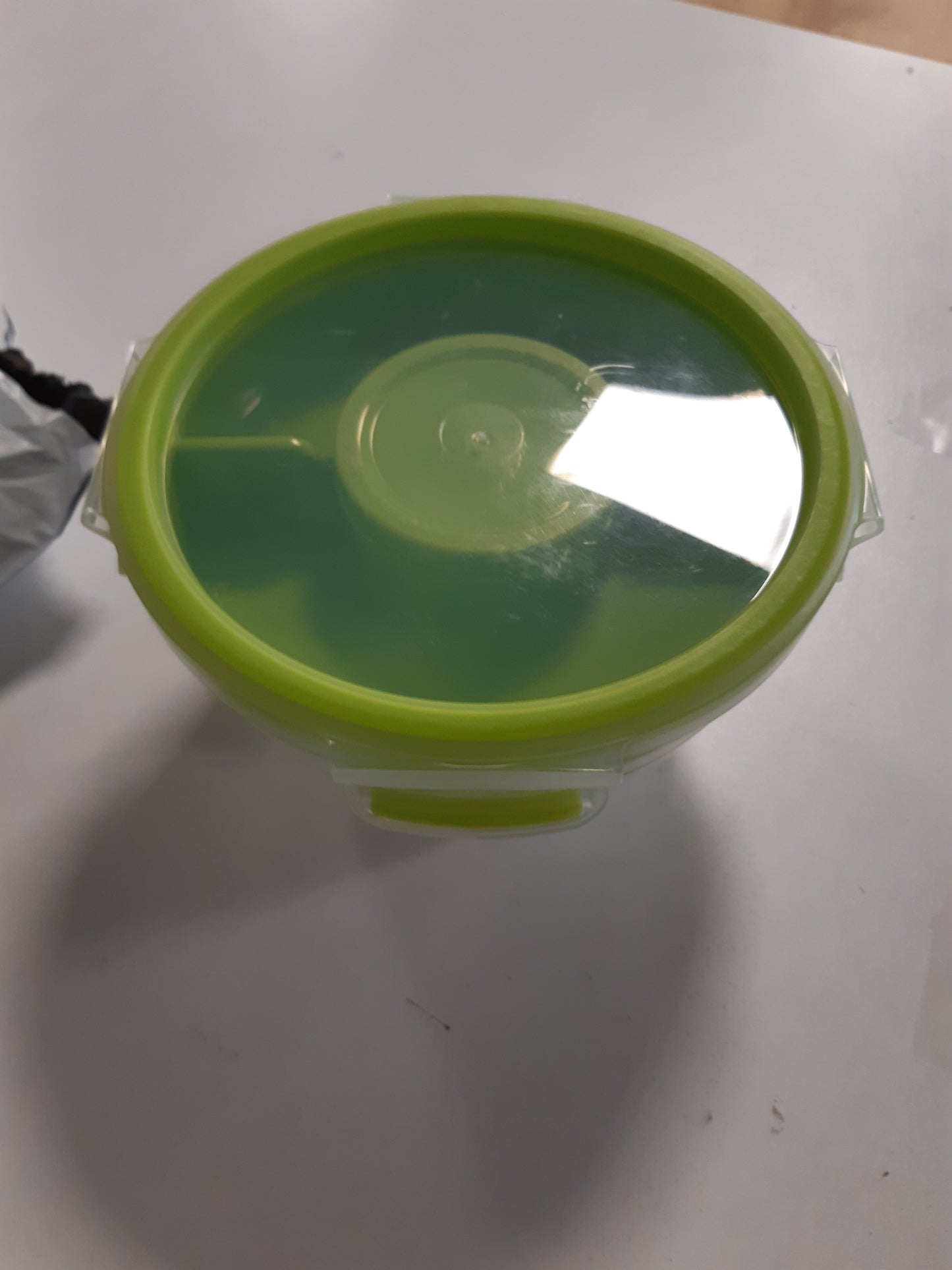 253669 - EMSA Kuti sallate Clip & Go, 1 L, 100% e papërshkueshme nga rrjedhjet, transparente, jeshile e çelët