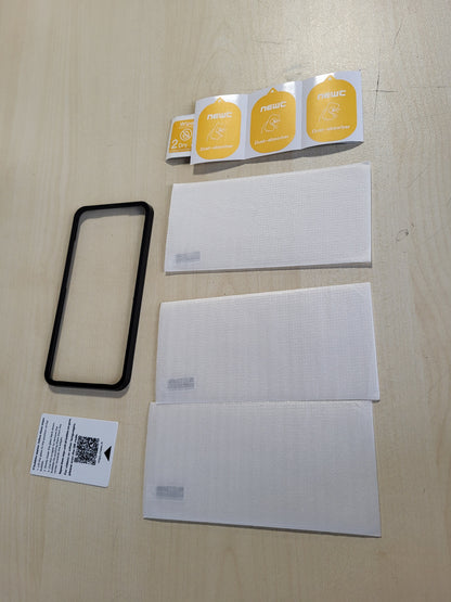 267174 - RE'C Pako me 3 mbrojtëse ekrani prej qelqi të temperuar për iPhone 17, 17 Pro, iPhone 16 Pro (6.3″) - Mbrojtje efektive nga gërvishtjet - Ultra rezistente - HD e qartë - Mjet i lehtë instalimi i përfshirë