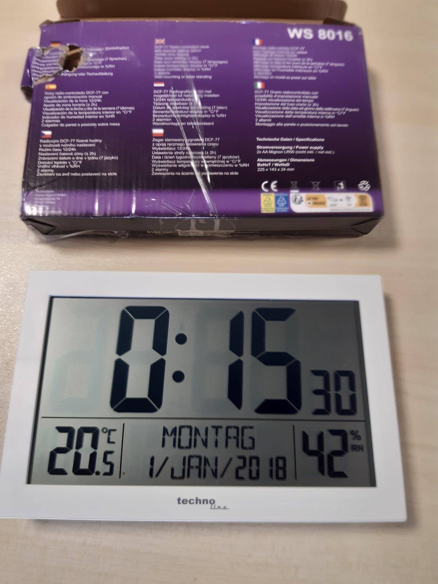 208714 - TECHNOLINE - Orë Muri Dixhitale WS 8016 me Tregues Temperature, Materiali Plastik, Madhësia 225 x 143 x 24 mm, Ngjyra Bardhë