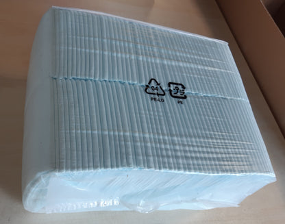 261718 - AMAZON BASICS Mbrojtëse stërvitjeje për qen dhe këlyshë, 5 shtresa, madhësi standarde, pako me 100 copë, blu/e bardhë