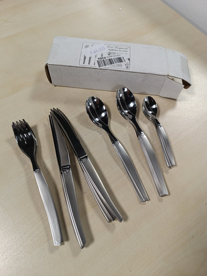 255459 - LOU LAGUIOLE Set takëmesh me 24 pjesë për 6 persona - Jet - çelik inox 18/0, me sipërfaqe të lyer me rërë