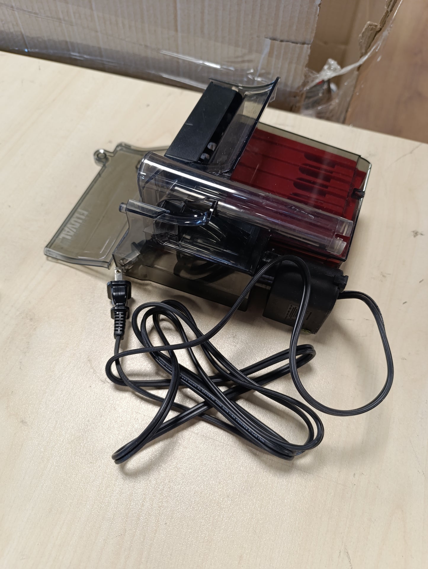 213360 - FLUVAL Filtër Akuariumi me Motor për 115 L