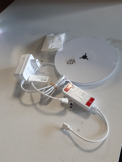 255225 - WIZ Shirit ndriçues LED RGBIC 10 m, 16 milion ngjyra + tone të bardha, skena dinamike drite, lidhet me Wi-Fi, kontroll me zë/aplikacion, funksionon me Google Home, Alexa dhe HomeKit