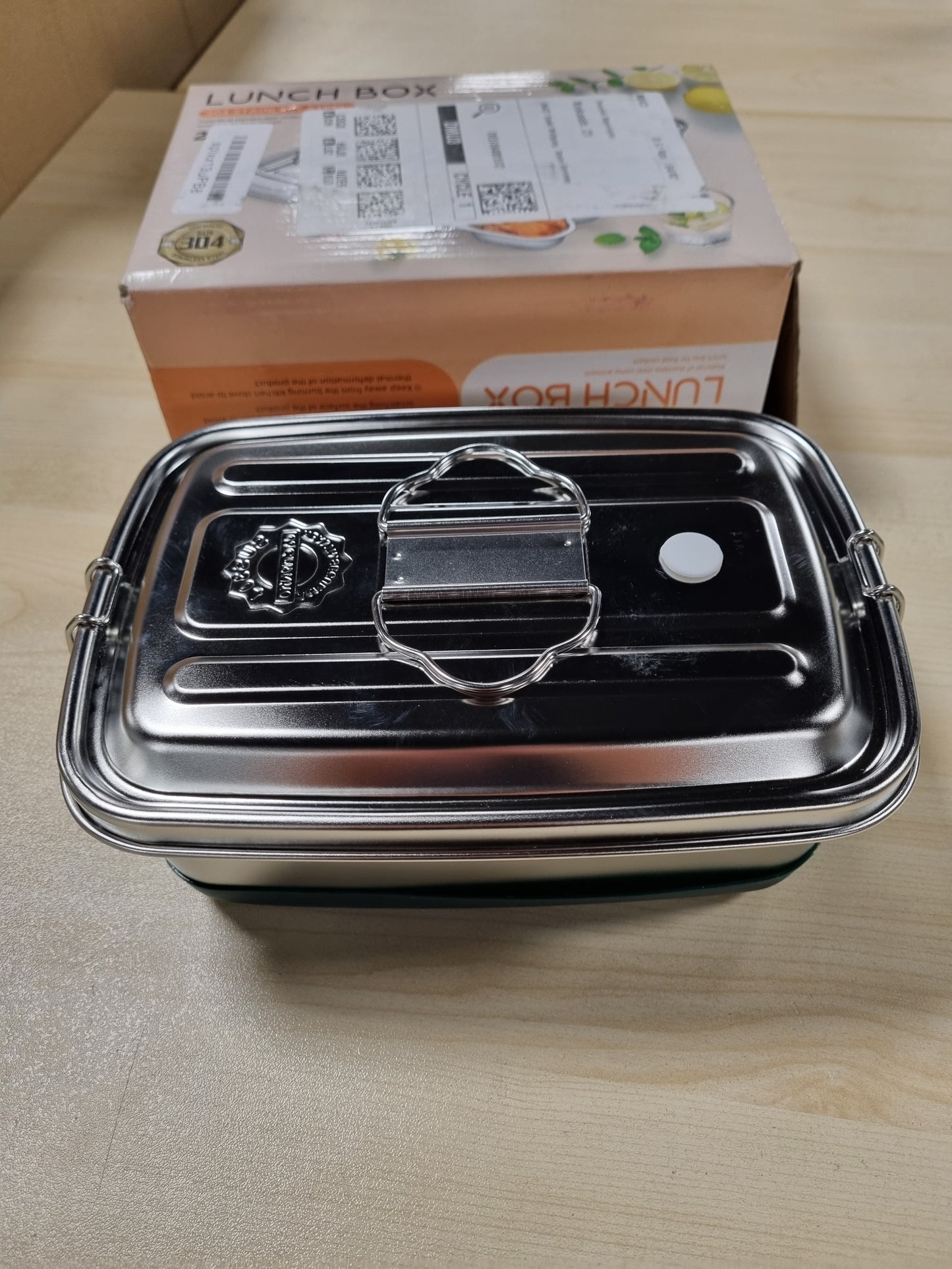 228955 - Kuti dreke prej çeliku inox 2000 ml, dyfishtë me 3 ndarje, e papërshkueshme nga rrjedhjet