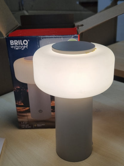 221890 - BRILONER - Llambë Tavoline LED Pa Tel IP44, 13x20.6 cm, Bezhë, Bateri e Zëvendësueshme, e Errësueshme, Llambë Rikarikueshme