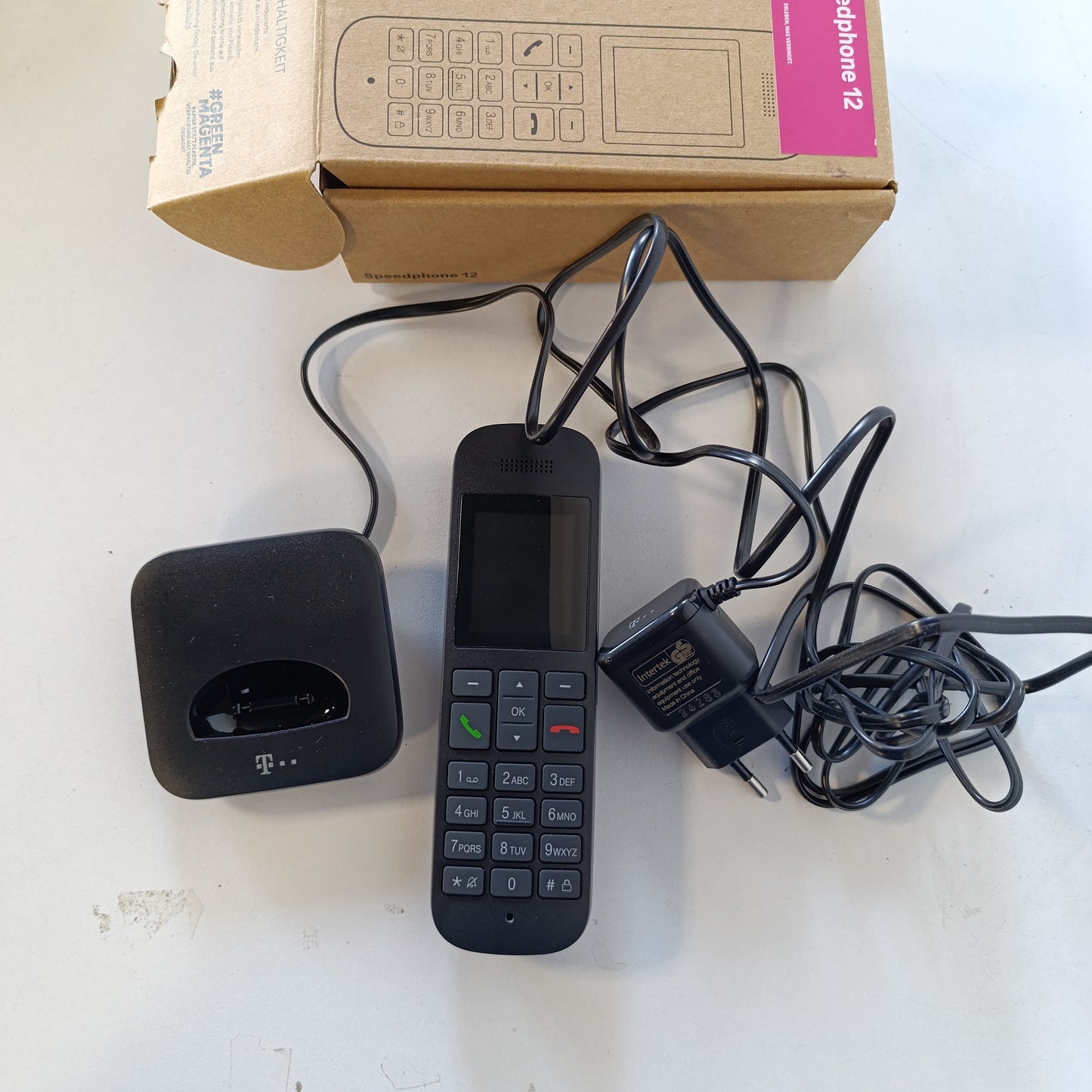 266287 - TELEKOM Telefon fiks pa tel Speedphone 12, ekran me ngjyra, HD Voice, Telefon DECT për ruterët Telekom Speedport Smart & Pro, Telefon IP me rrezatim të ulët