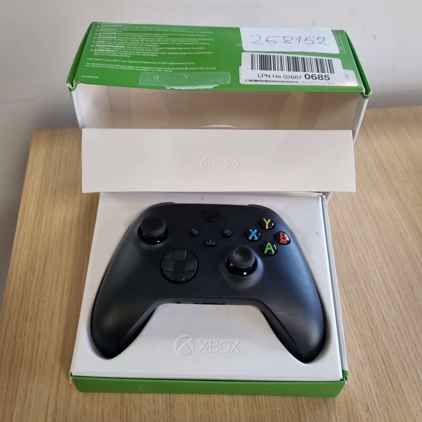 268152 - XBOX - Live pa Fil - Carbon Black, Kompatibilitet: Series X, Series S, One, Windows 10 dhe 11, Android, iOS