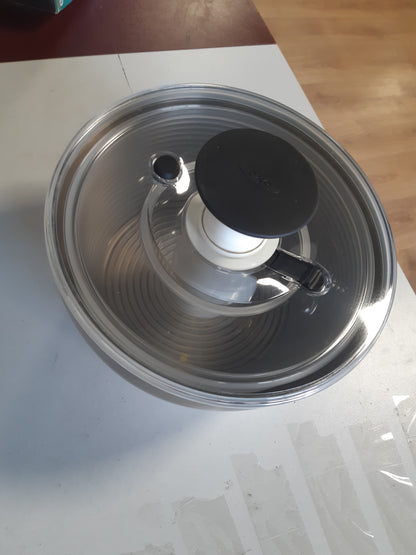 204291 - OXO - Kapak për Sallatë prej Çeliku Inox, për Larjen dhe Tharjen e Sallatës