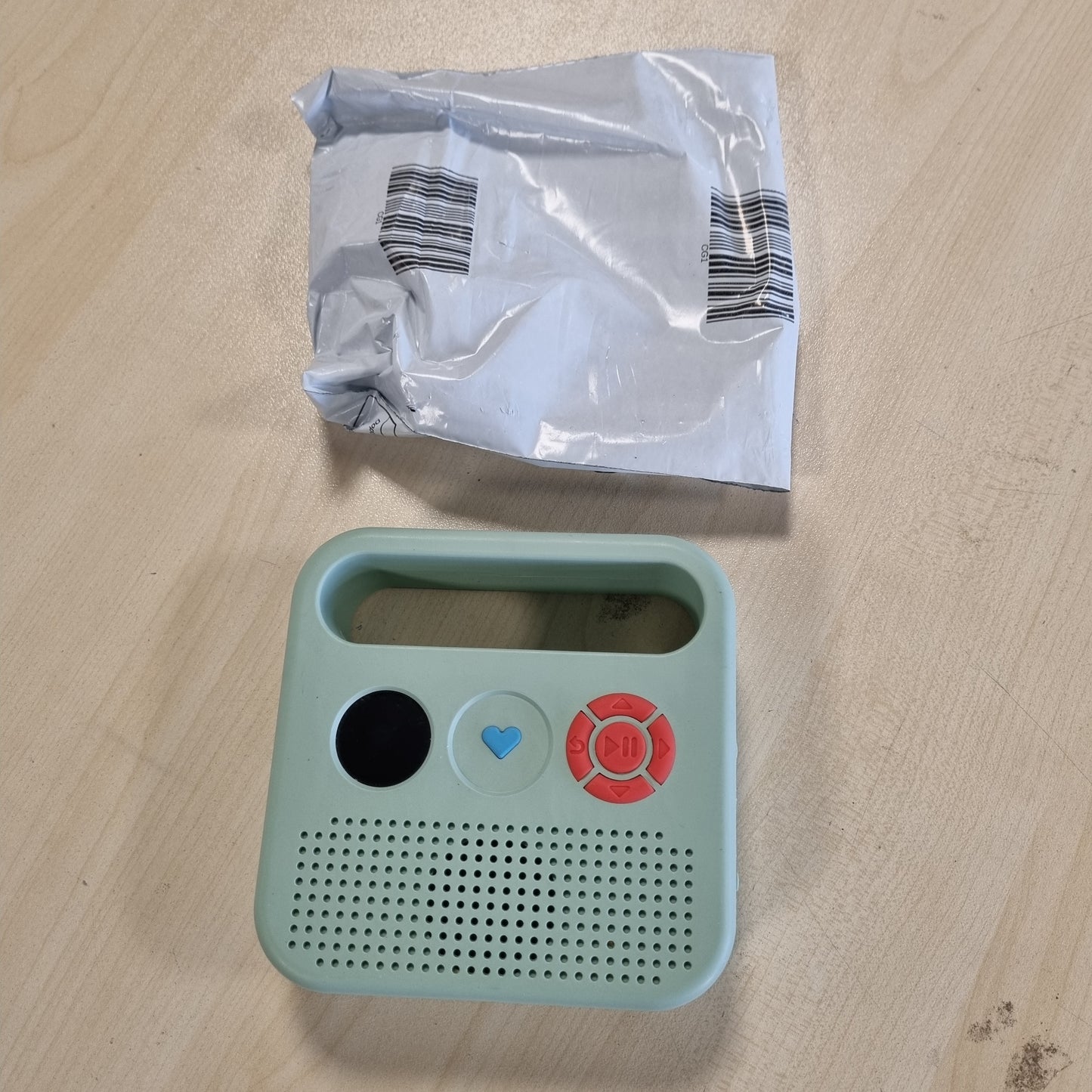 266104 - MERLIN - 200 këngë në vit nga repertori audio i Bayard dhe Radio France për fëmijë të moshës 3 deri në 12 vjeç - Tregime, Muzikë, Dokumentarë, Yoga, Anglisht,