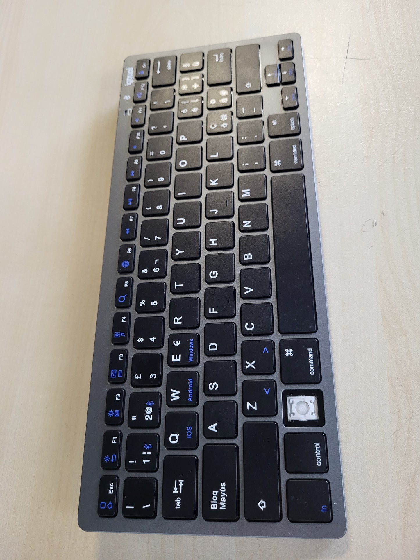 266943 - IGGUAL Tastiera ultra e hollë pa tel TKL-BT, E pajtueshme me Windows, MacOS dhe Android, E zezë