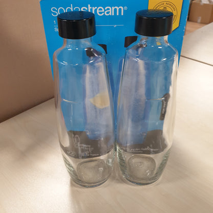 167874 - SODASTREAM Bupack Shishe Qelqi, 1 Litër, e Pajtueshme me Karbonatorin Duo, 2x1l, në Ngjyrën e Zezë, 10x19.5x29cm