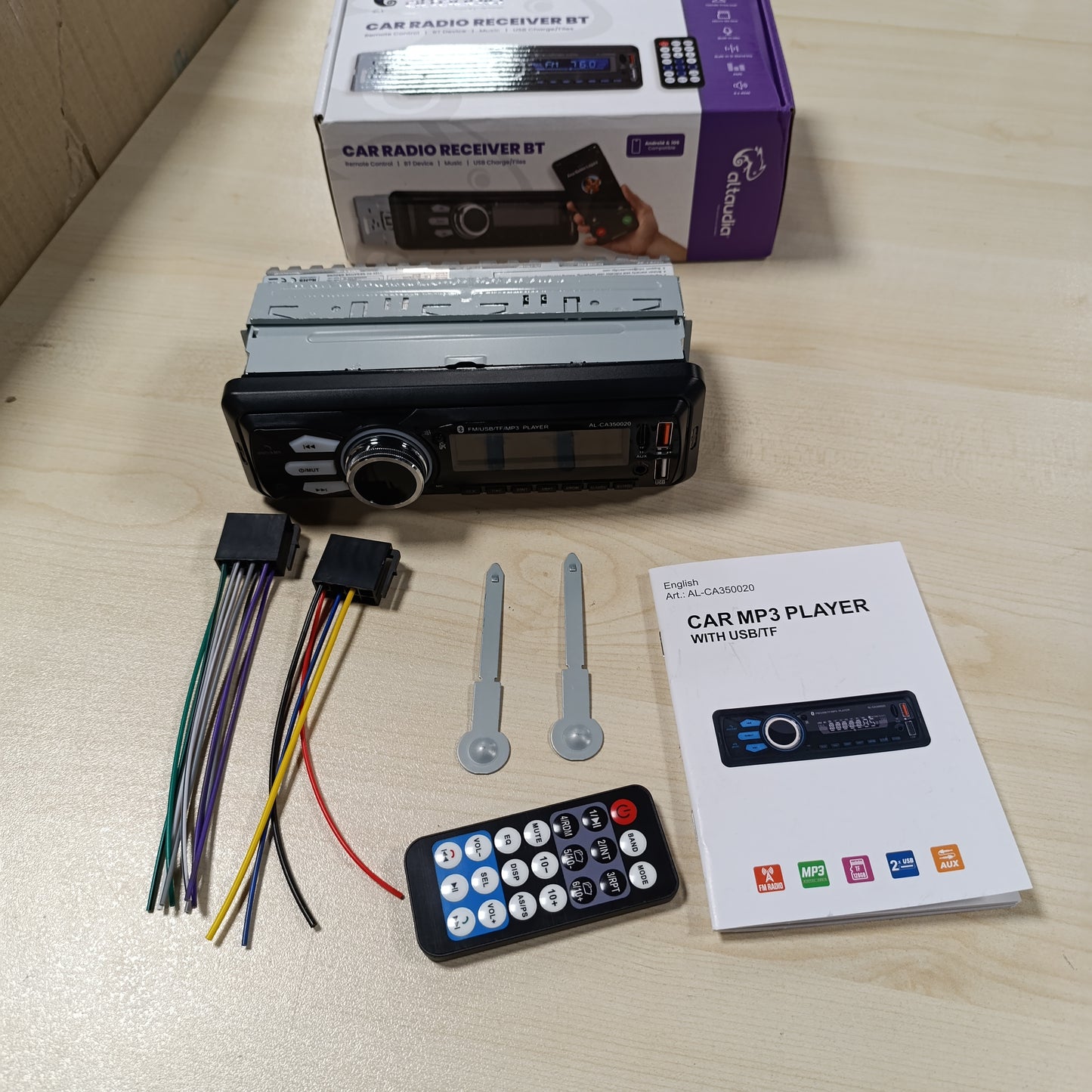 268718 - ALTAUDIA Stereo Makine 1 DIN - 4x45W - Bluetooth 5.0, AUX, MP3 Player, x2 USB, FM, Pa duar, 7 ngjyra, Telekomandë, Funksion memorieje, Ekran LCD, iOS dhe Android