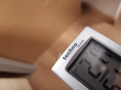 163928 - TECHNOLINE Termometër dritareje WS 7025, me ekran të Temperature dhe Lagështie, në ngjyrë gri