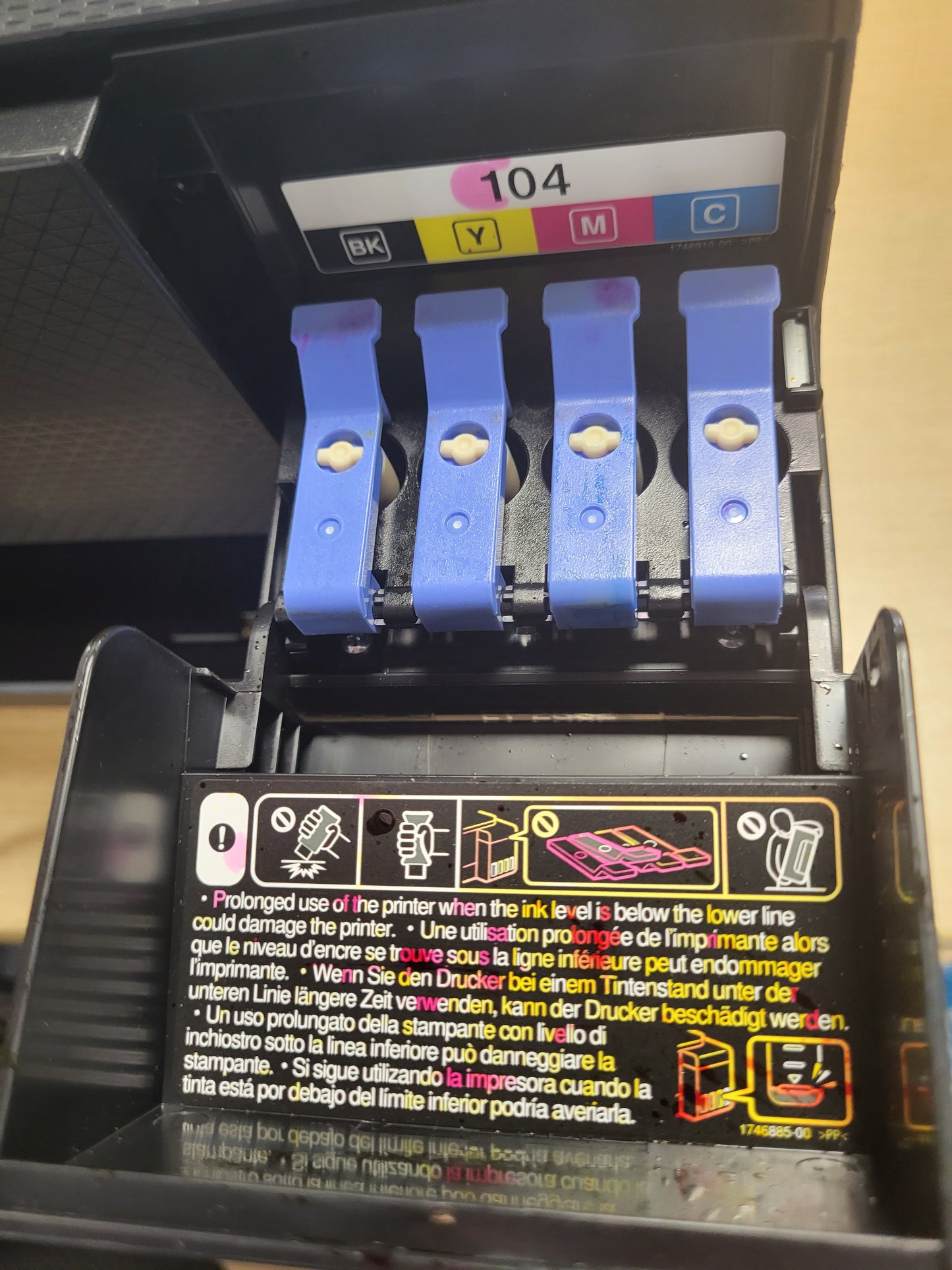 126124 - EPSON Printeri Shumëfunksional A4 EcoTank ET-2862 3-në-1, Bojëra të Rimbushshme me Kapacitet të Lartë, 4 Shishe për 4,500 faqe-të-zinj dhe 7,500 faqe-me-ngjyra, Ekran LCD, USB, Wi-Fi/Direkt Dupleks, Ngjyra e Zerë