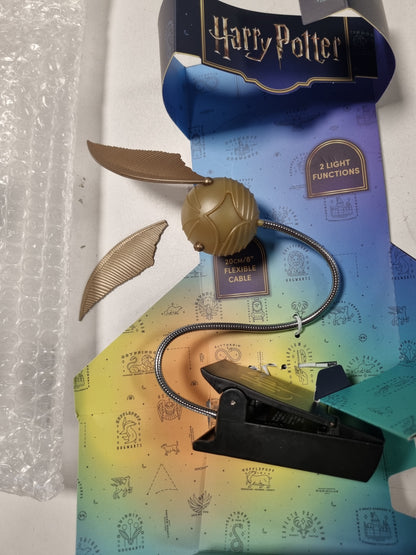 223272 - GOLDEN SNITCH Llambë Leximi me Lumi-Clip, Mall i licencuar zyrtarisht i Harry Potter, llambë me kapëse për lexim natën, funksionon me bateri