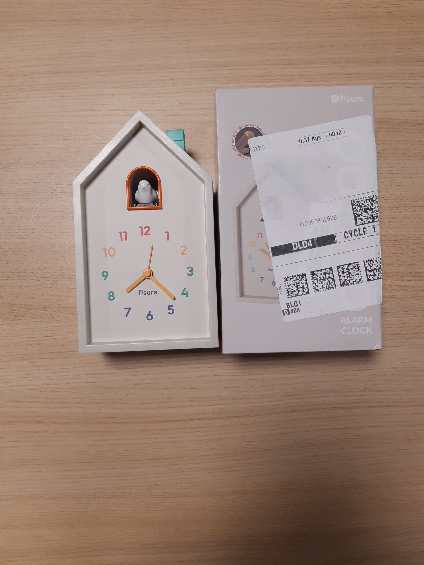 135325 - FISURA - Orë Alarmi Shumëngjyrëshe, Analoge, me Akrepa, Buton Shtyrjeje dhe Dritë, Funksionon me 3 Bateri AA (Nuk Përfshihen)