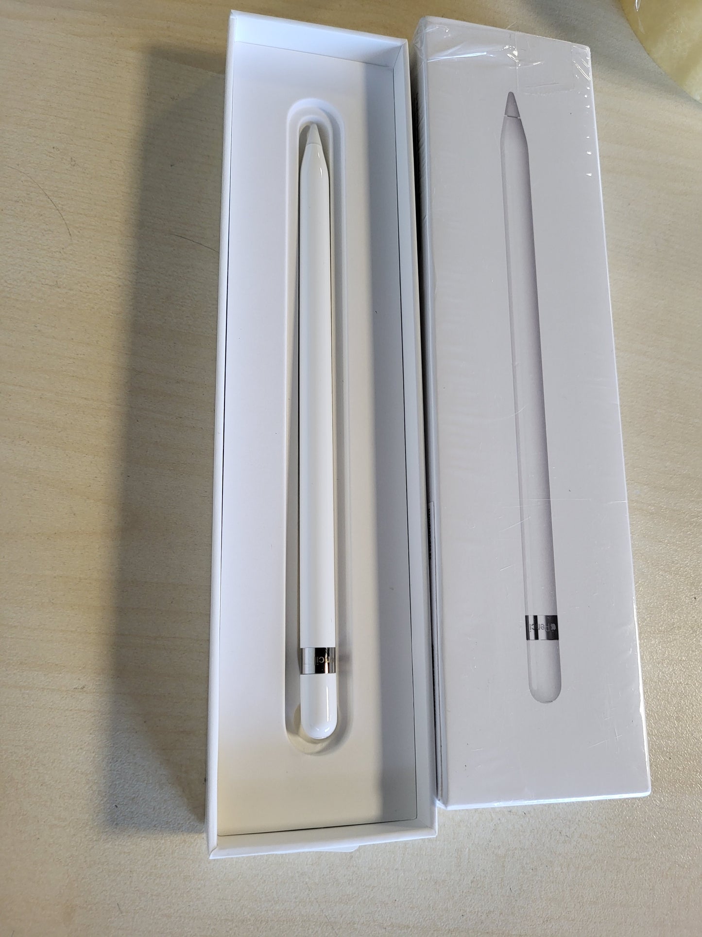 266788 - APPLE PENCIL (GJENERATA 1)
