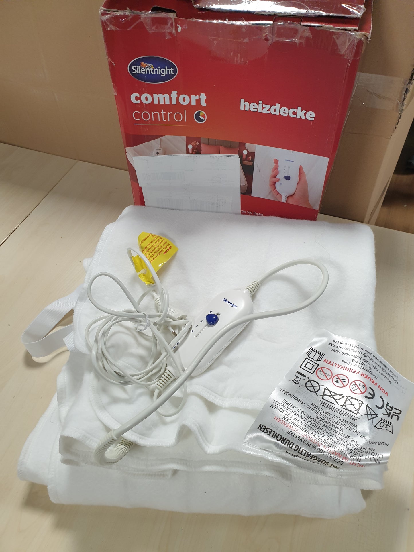 261420 - SILENTNIGHT Batanije e Ngrohtë Comfort Control 140x150cm, 3 Cilësime Nxehtësie, Ngrohje Ultra e Shpejtë, Lahet në Lavatrice