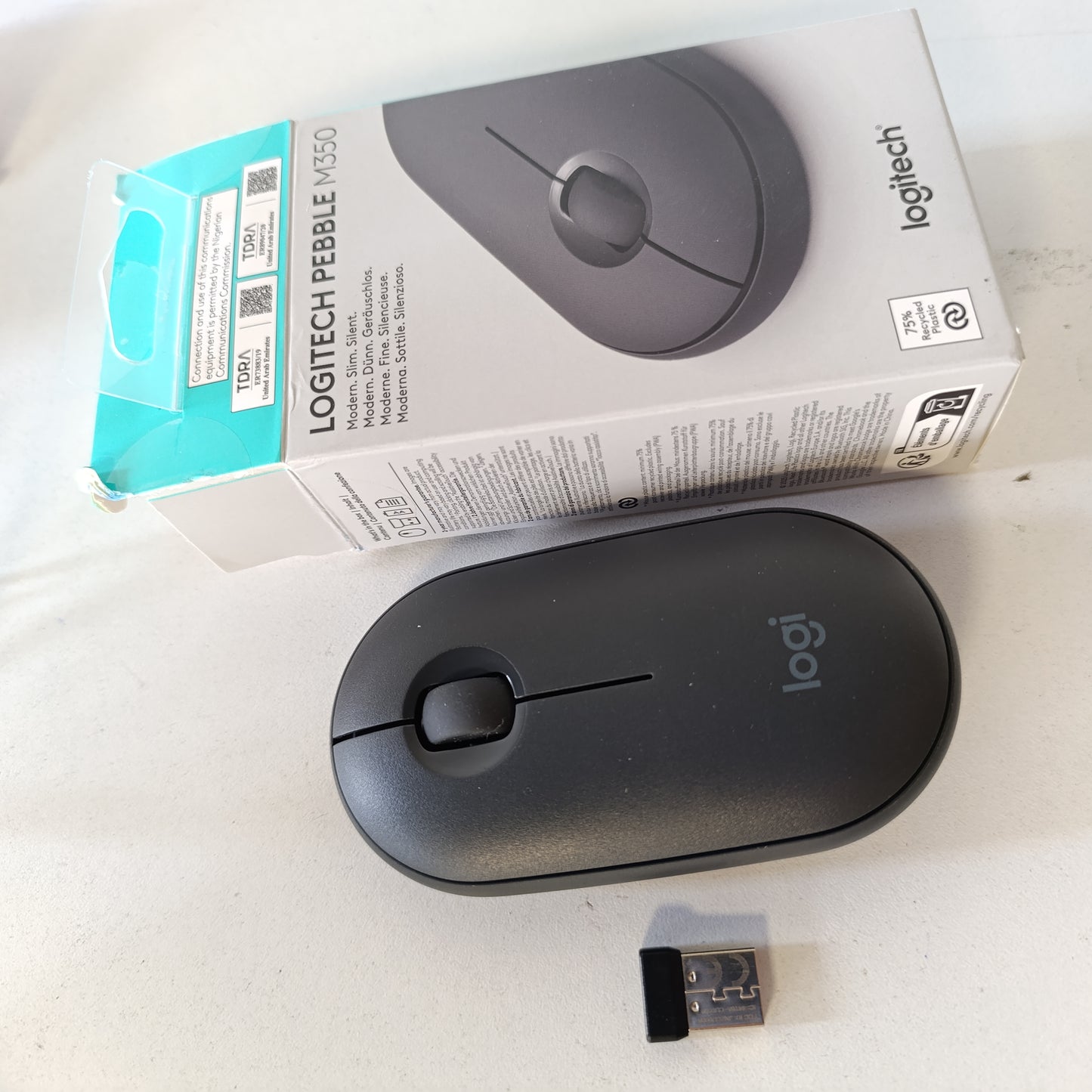268586 - LOGITECH Maus pa tel M350 Pebble, Bluetooth ose 2.4 GHz me marrës mini USB, 100g, për laptop/notebook/PC/Mac/iPad OS/Chromebook - Grafit/i zi