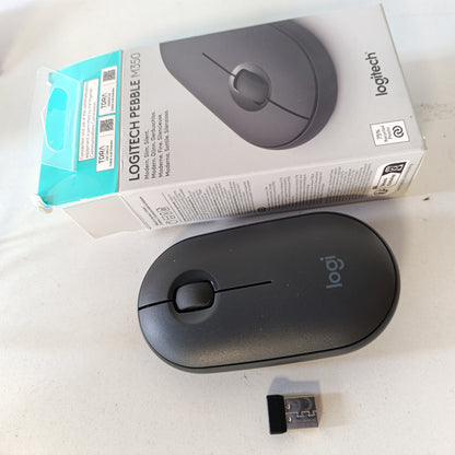 268586 - LOGITECH Maus pa tel M350 Pebble, Bluetooth ose 2.4 GHz me marrës mini USB, 100g, për laptop/notebook/PC/Mac/iPad OS/Chromebook - Grafit/i zi