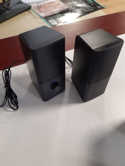 269002 - APM Altoparlantë me kabllo USB 2.0, dyshe për PC, Dalje 8W RMS, dizajn kompakt, i zi, 571072