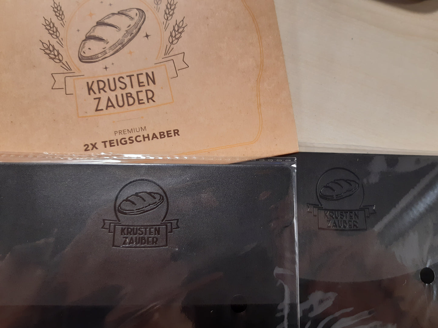 216356 - KRUSTENZAUBER Set me 2 kruajtëse brumi për formësimin e bukës
