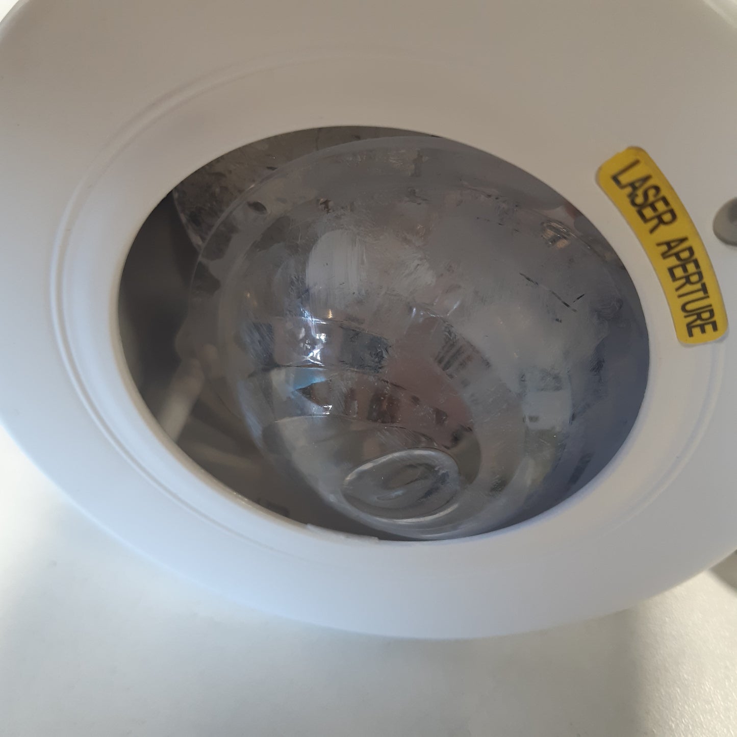 257783 - PROJEKTOR QIELLI ME YJE, LED AURORA BOREALIS, I RREGULLUESHËM 180°, 33 KOMBINIME MJEGULLNAJASH ME MUZIKË BLUETOOTH, KOHËMATËS DHE TELEKOMANDË, PËR DEKORIM DHOME/FESTE/KINEMA NË SHTËPI, I BARDHË