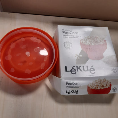 246883 - LÉKUÉ Enë/Tas i palosshëm për gatimin e kokoshkave, Silikon Platini i Kuq, kapacitet 2800 ml
