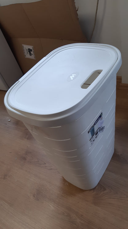 218150 - MAZZEI MONDEX Kosh rrobash plastike 55L - E bardhë - 44 x 32.5 x 60.5 cm - Material: plastike - Prodhuar në Francë