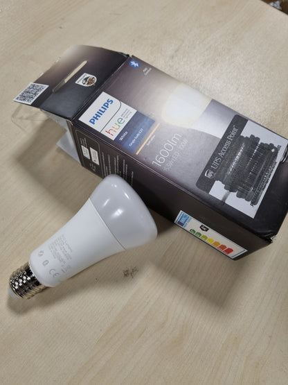 261223 - PHILIPS Hue White E27, pako e vetme, 1600lm, dritë e bardhë e ngrohtë, e errësueshme, kontrollueshme me aplikacionin, e pajtueshme me Amazon Alexa