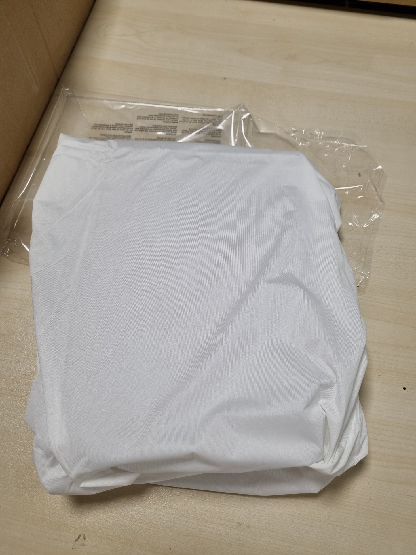 216275 - DREAMZIE Krevat për foshnje 60x120, I papërshkueshëm nga uji dhe rezistent, Mbrojtës dysheku