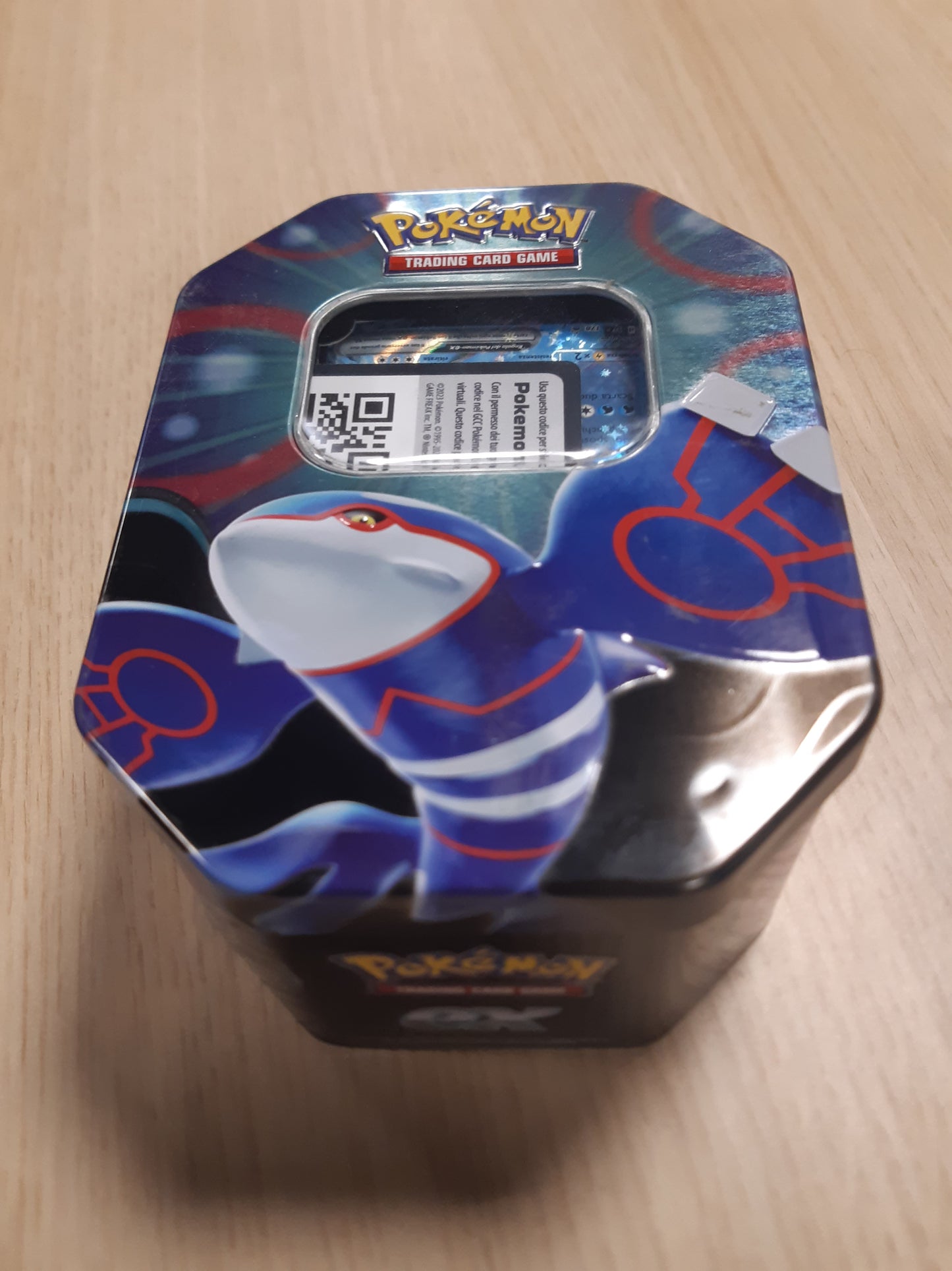 59575 - POKÉMON TCG: Kutia e Legjendave Cerulean - Kyogre-ex (me 4 Pako përforcuese dhe 1 Kartë Promocionale me Fletë Metalike)