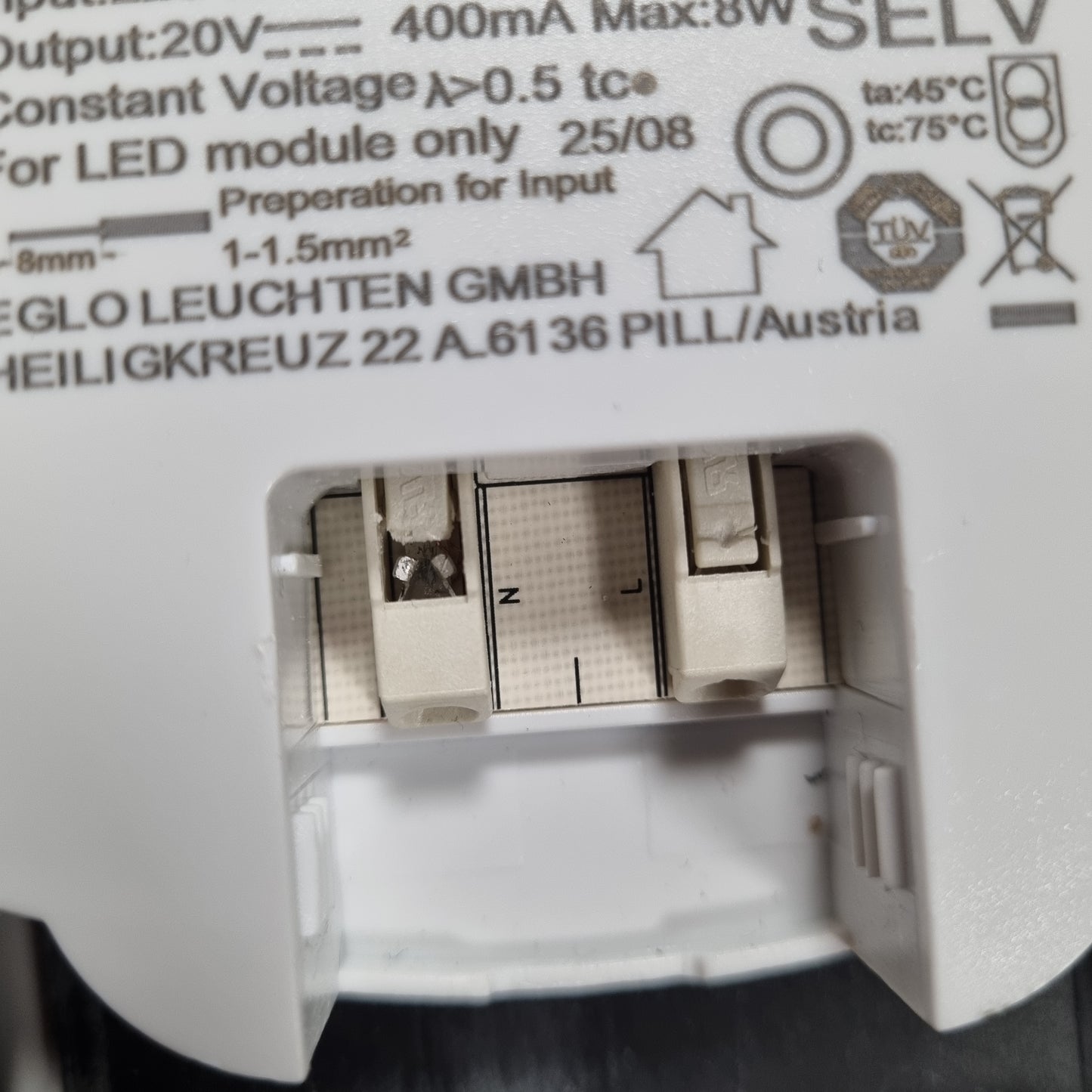 205715 - EGLO FUEVA 6 - Llambë Tavani LED Katrore e Montuar në Sipërfaqe, Materiale Plastike, Ngjyra e Bardhë dhe e Zi, Ndriçim i Ngrohtë dhe i Ftohtë, Madhësia 15x15cm
