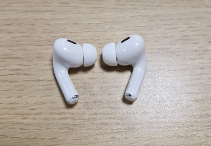111284 - APPLE AirPods Pro (Gjenerata e 2-të) me Mbulesë MagSafe, Modeli MTJV3ZM/A