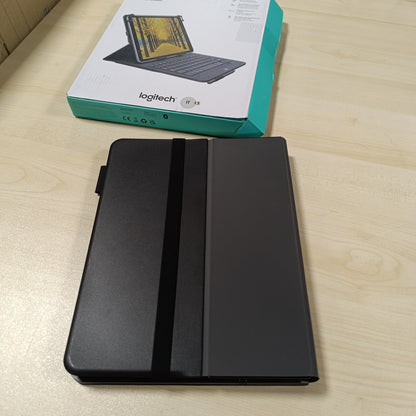 267915 - LOGITECH Kuti për tablet Universal Folio me tastierë pa tel, Bluetooth, jetëgjatësi baterie 2-vjeçare, për tableta 9 dhe 10 inç, sistem operativ Apple, Android dhe Windows, paraqitje QWERTY italiane - e zezë