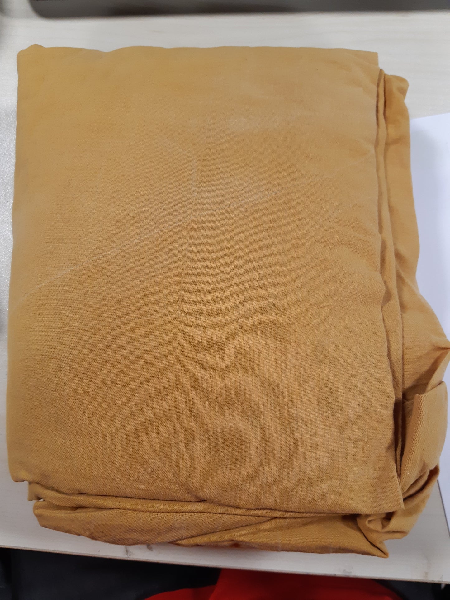 224317 - SOT ESENCIALE - Çarçaf i Përshtatshëm 160x200 cm, 2 Persona, 100% Pambuk, Ngjyrë Okër