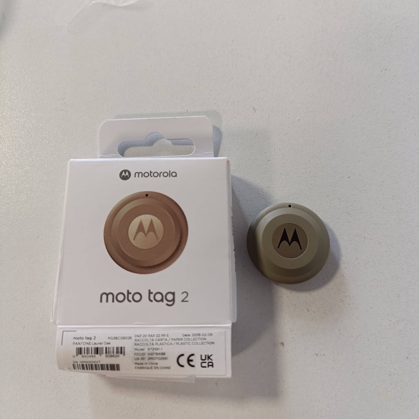 268141 - MOTOROLA Moto Tag 2, Gjurmues Android, Bluetooth + UWB, Mbrojtje IP68, Jetëgjatësi e Gjatë e Baterisë, Ngjyrë Pantone Laurel Oak