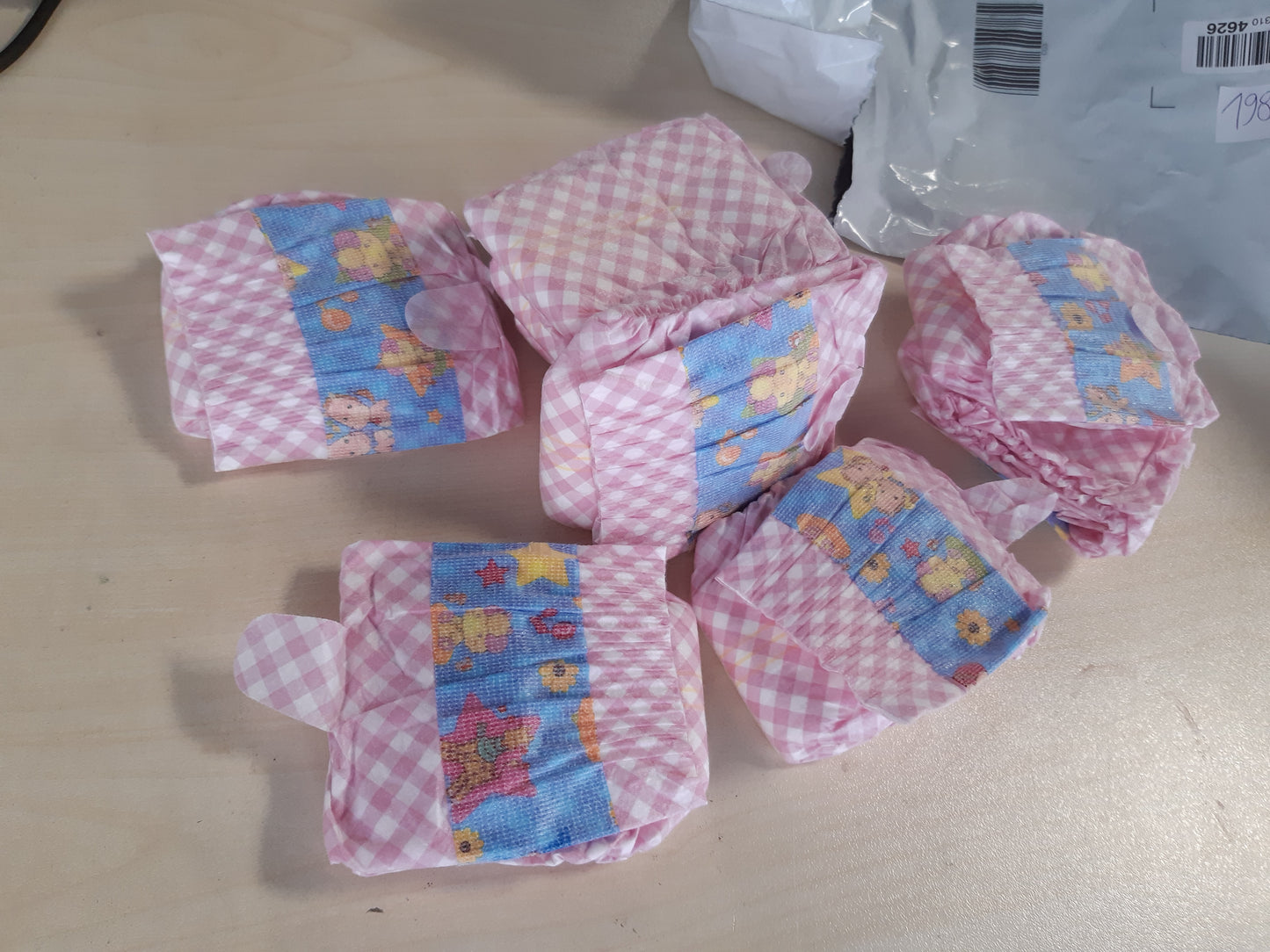 198929 - Flying Paws Pelena të Disponueshme për Qen, e Përshtatshme për Këlyshë Qensh ose Mace Femra në Vapë, me Bel Elastik të Rregullueshëm dhe Treguesi i Lagështisë, Madhësia XXS, Paketa prej 10 Copë