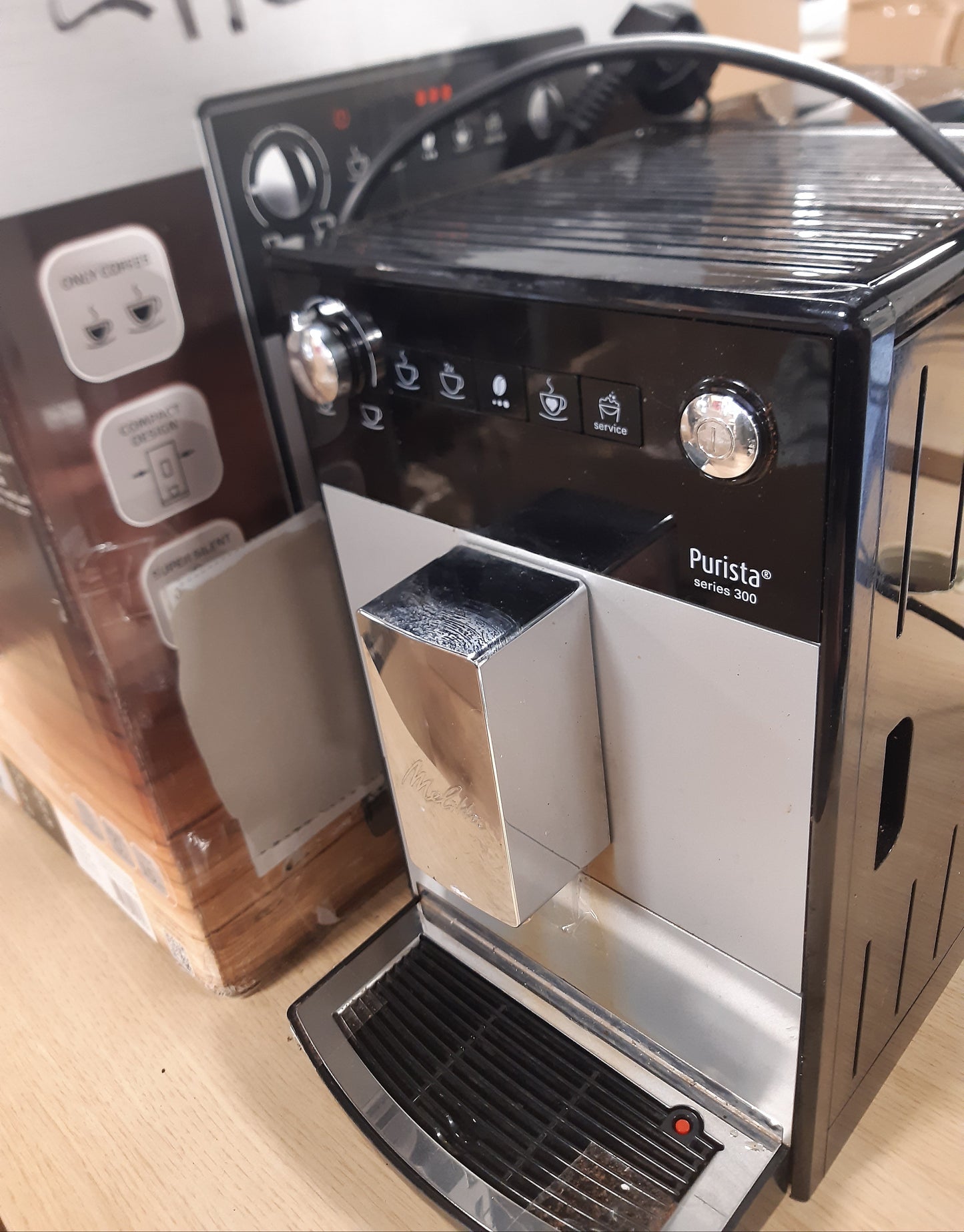 100392 - MELITTA Makinë Kafeje Automatike, Seria Purista, Ndërtuar nga Inox