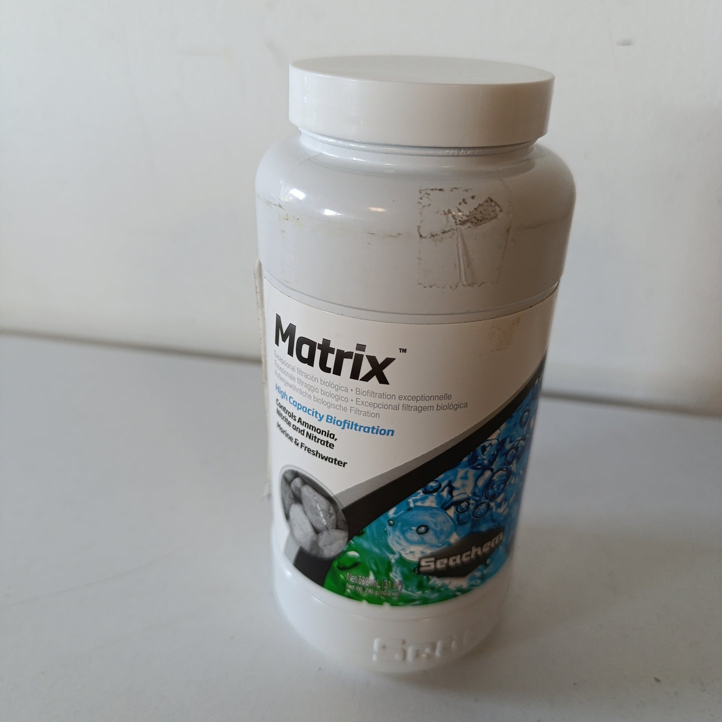 196949 - SEACHEM MATRIX Filtrim Bio Media - Kapacitet i Lartë për Akuariume Detare dhe Ujëra të Ëmbël - 500 ml