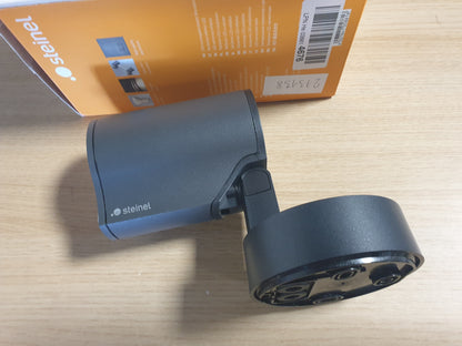 213138 - STEINEL Dritë LED Spot One S, GU-10, 7.47 W, detektor lëvizjeje 90°, rreze veprimi 10 m, 512 Lm