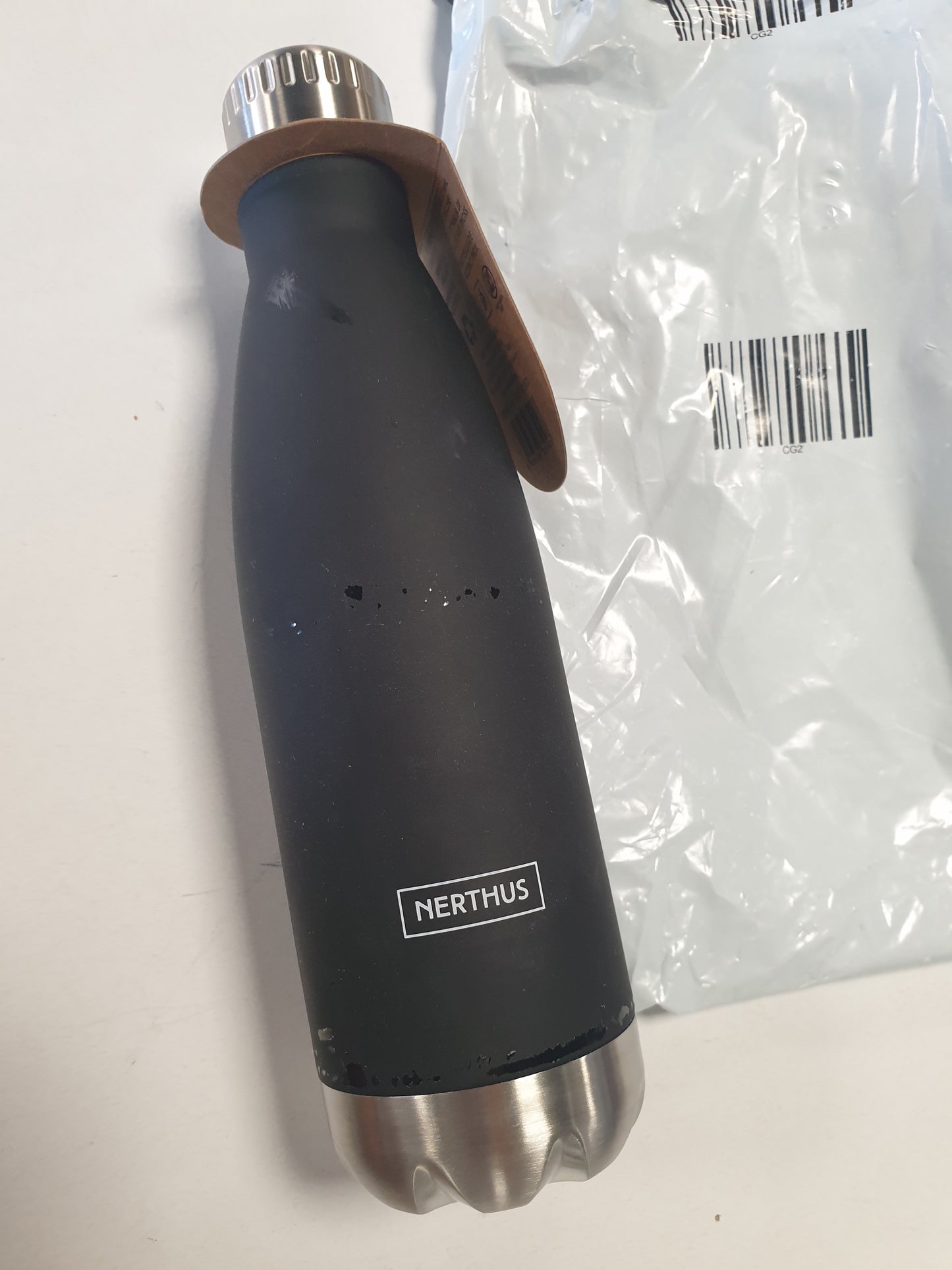 224533 - Nerthus i montuar në mur, çelik inox, 750 ml, i ripërdorshëm, 29 x 7.5 x 7.5 cm