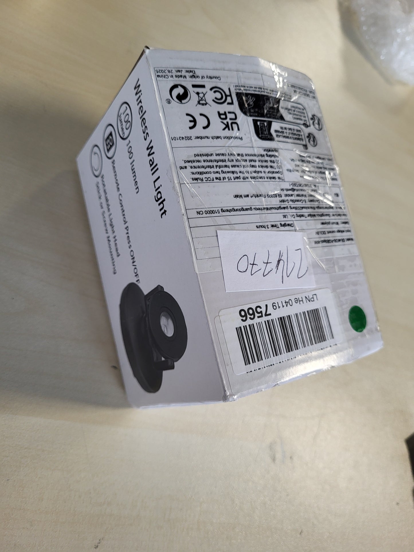 214770 - Projektor LED pa tel për ambiente të brendshme, ndriçim i rikarikueshëm, dritë fotografike me bateri dhe telekomandë