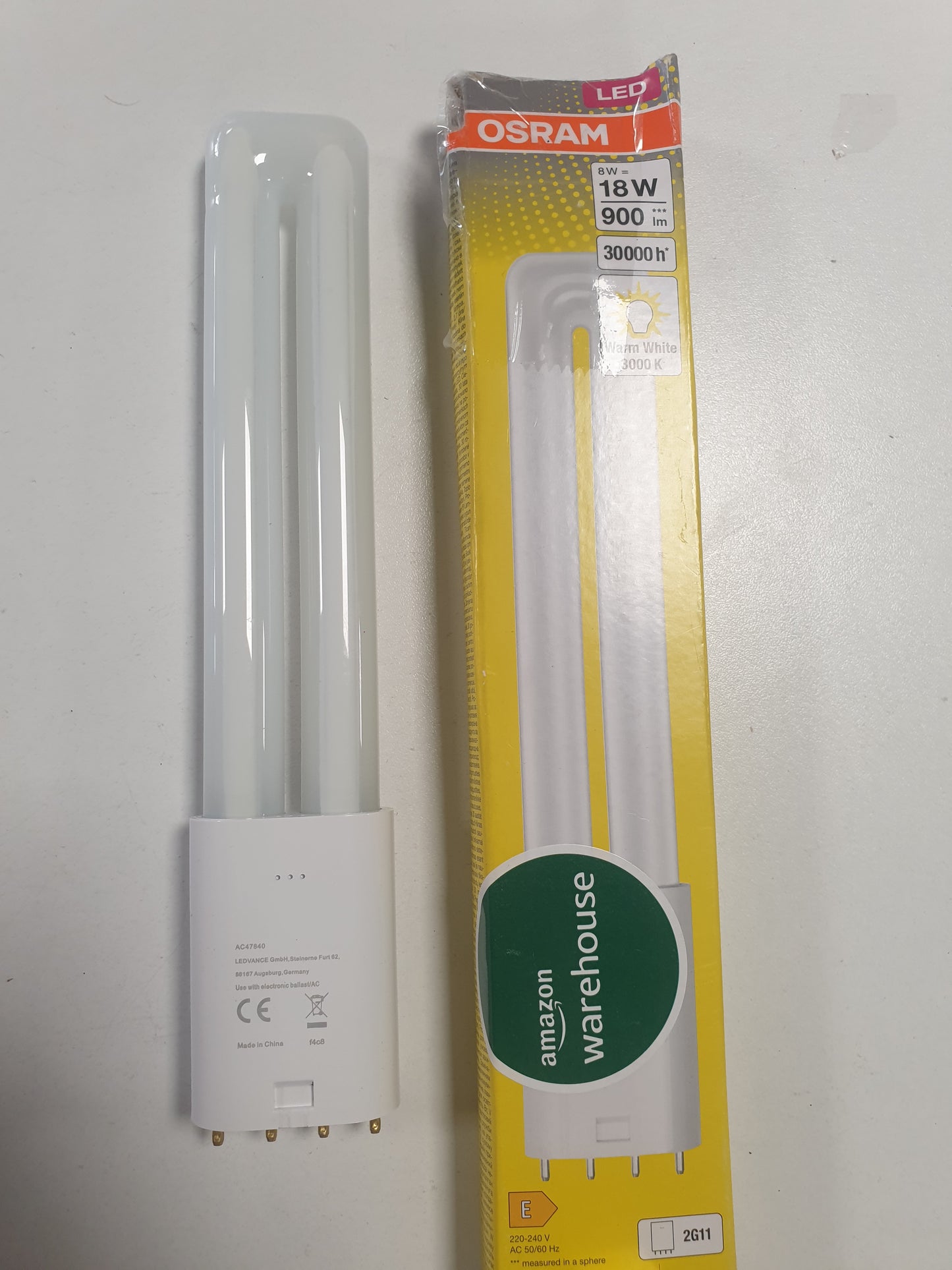 215109 - OSRAM Llambë LED për prizë 2G11, 8 vat, 900 lumen, e bardhë e ngrohtë (3000K)