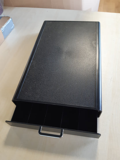 218894 - Njësi Ruajtjeje Origjinale Amazon Basics Nespresso me 1 Sirtar - Kapacitet për 50 Kapsula, e Zezë