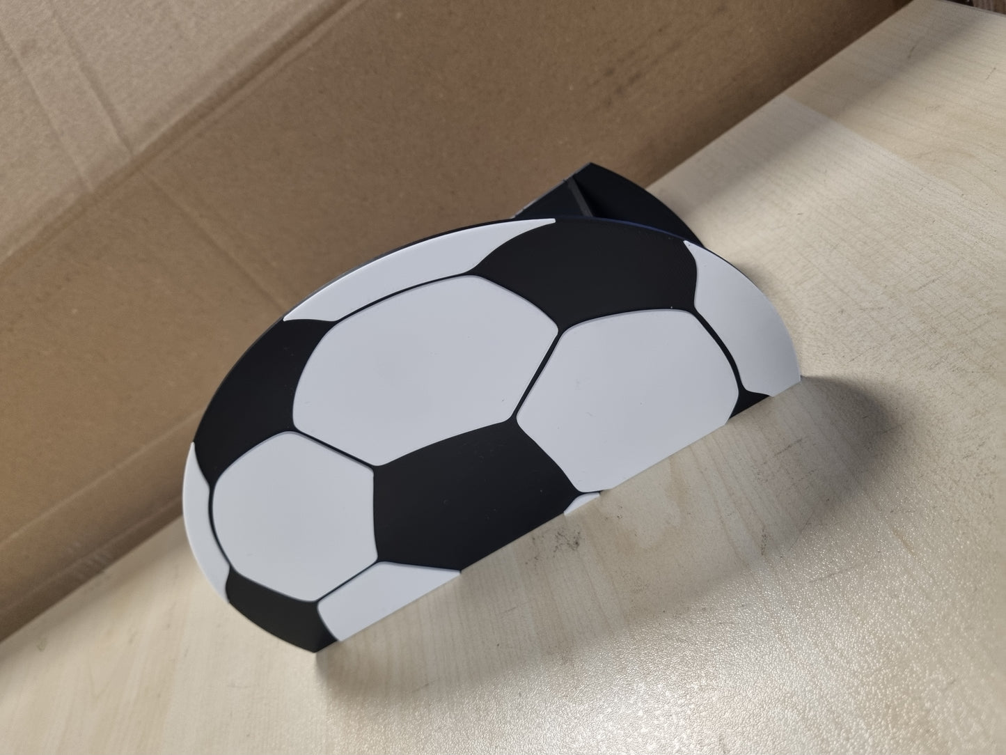 257526 - KAJAWIS Organizues Tavoline Futbolli 3D, Mbajtëse Stilolapsash, Kuti Lapsash për Fëmijë, e Personalizuar, Miqësore me Mjedisin me PLA