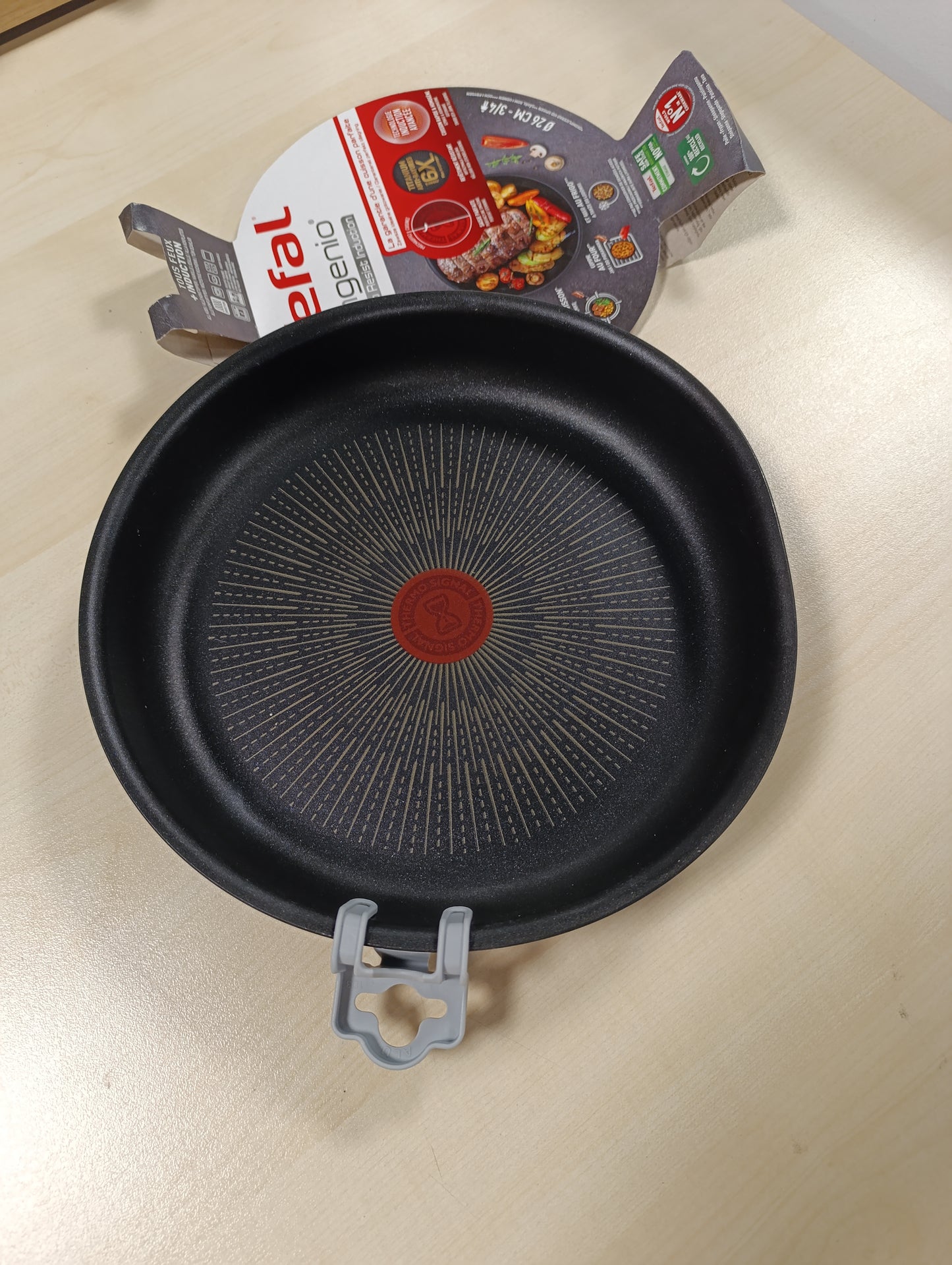 261069 - TEFAL Tigan Ingenio 26 cm, Induksion, Veshje jo-ngjitëse, I stivueshëm, I pajtueshëm me lavastovilje, Eco Resist L3970503