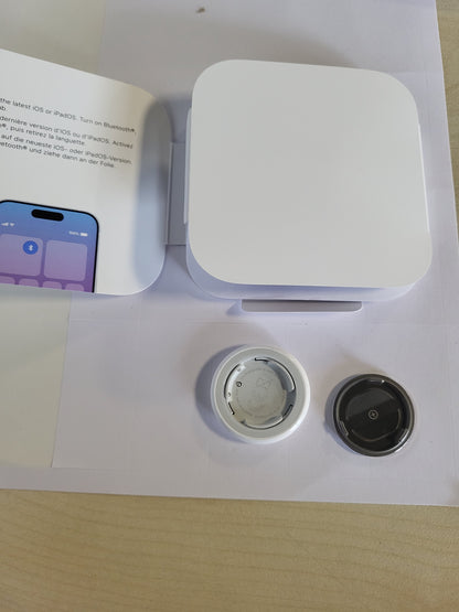 266504 - APPLE AirTag, Gjurmoni Çelësat, Bateri e Zëvendësueshme, Rezistent ndaj Ujit, Konfigurim me një Prekje me iPhone ose iPad