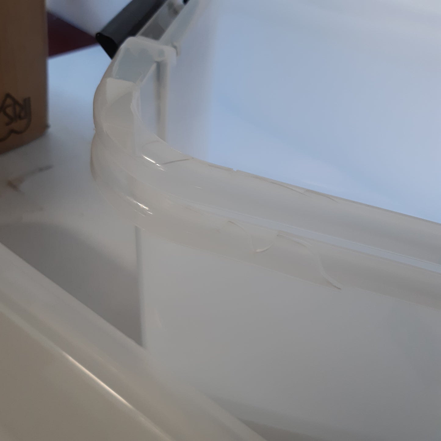 255827 - IRIS OHYAMA Kuti Plastike Ruajtjeje me Kapak, 15L, Set me 3 copë, Transparente, Mbyllje me Kapëse, Dorezë, Portative, TB-15